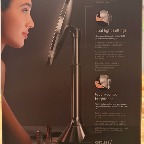 Simplehuman Silver Sensor Makeup Mirror - Picture 3 of 4